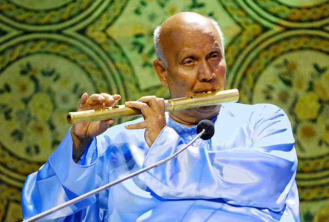 golden-flute-malaysia-640.jpg